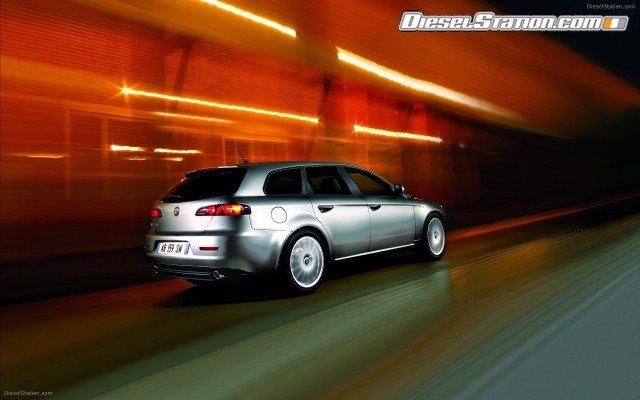 Alfa Romeo 159 Sportswagon Widescreen Picture #2 Alfa Romeo 159 Sportswagon Widescreen Picture #2